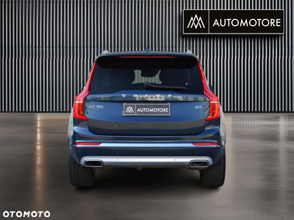 Volvo XC 90 - 7