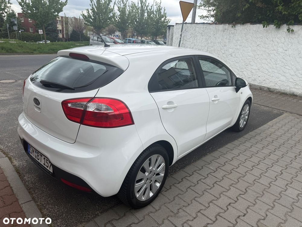 Kia Rio 1.2 Edition 7 - 3
