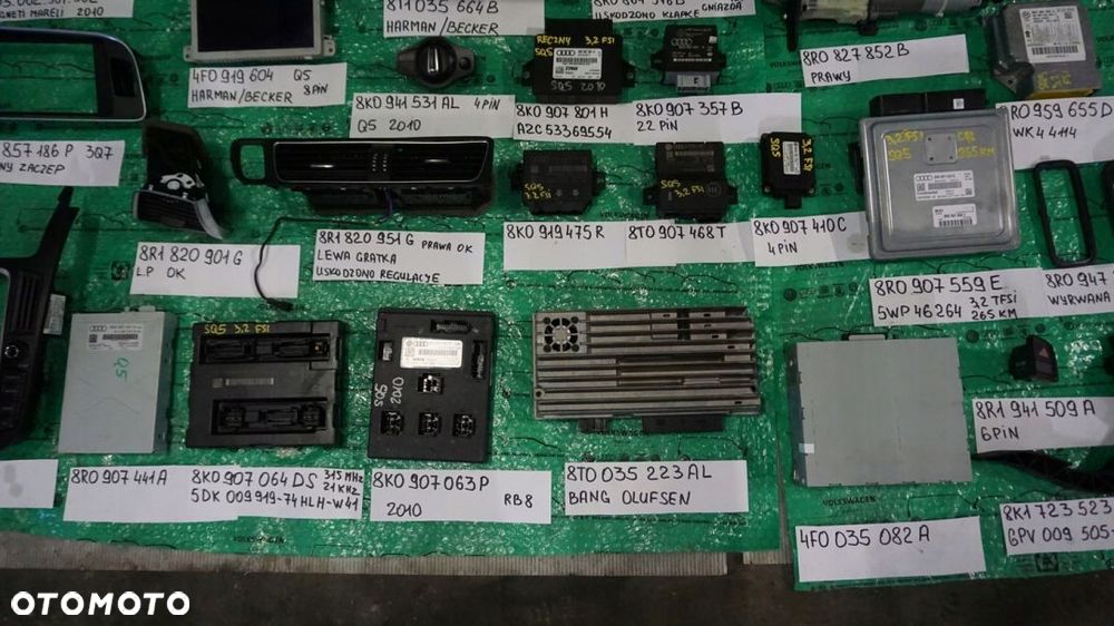 WŁĄCZNIK PRZYCISK ŚWIATEŁ AWARYJNYCH AUDI Q5 3.2 - 5