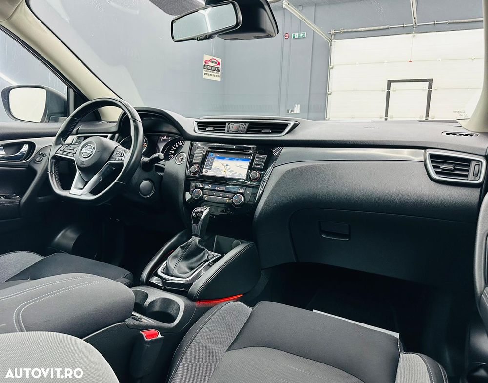 Nissan Qashqai 1.2 DIG-T Xtronic N-Connecta - 22