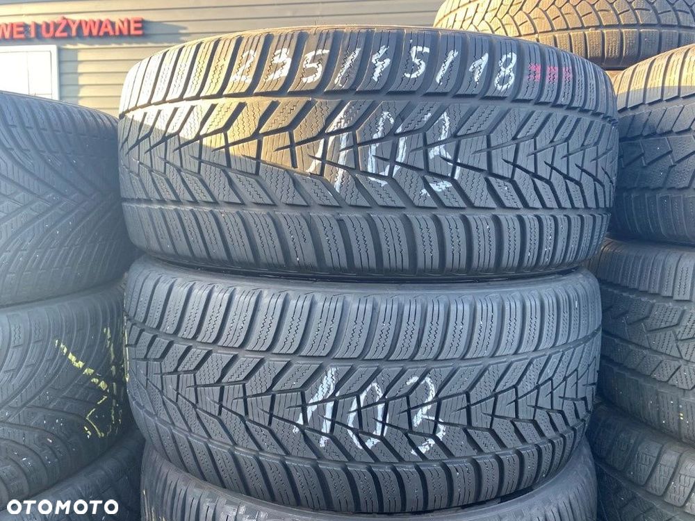 235/45r18 Hankook Winter Evo 3_6,5mm_2szt_(103) - 2