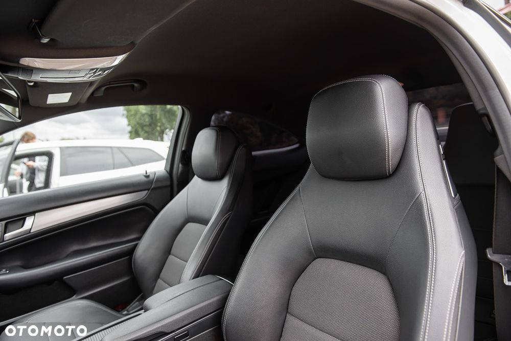 Mercedes-Benz Klasa C 250 Sport 7G-TRONIC - 19
