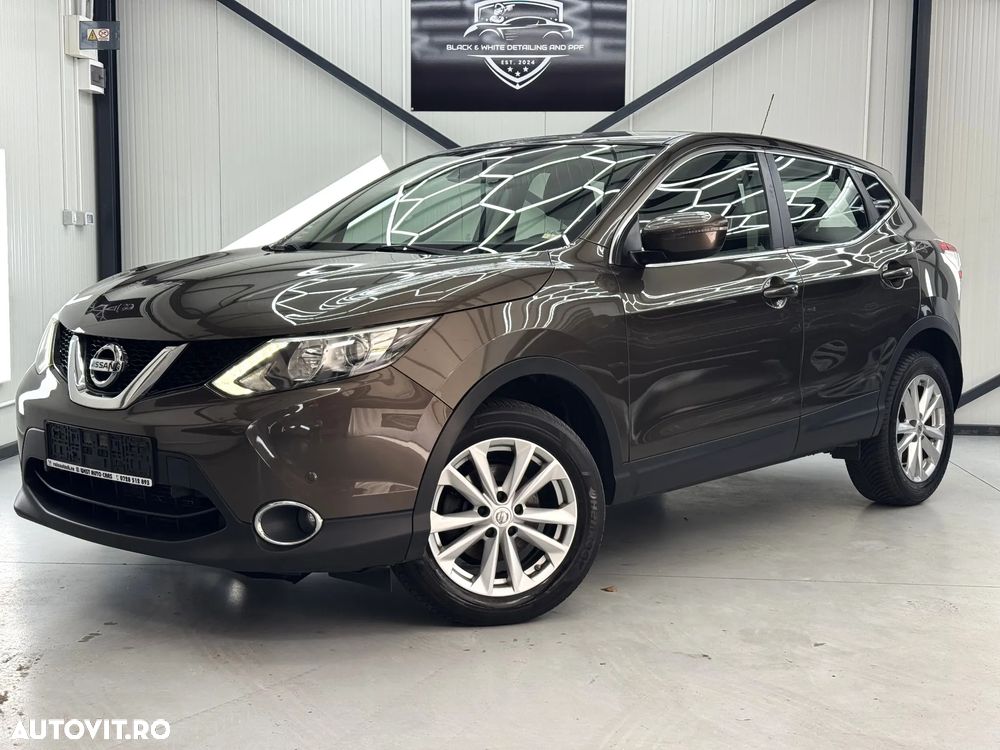 Nissan Qashqai 1.6 DCI Xtronic ACENTA - 11
