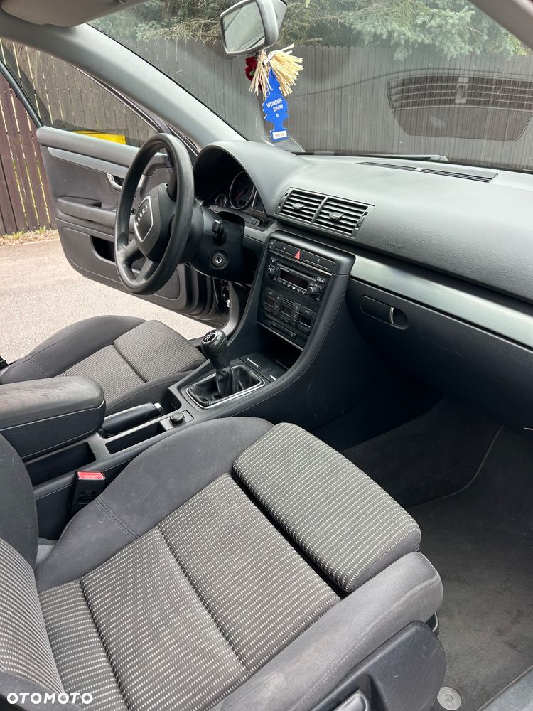 Audi A4 Avant 1.6 - 10