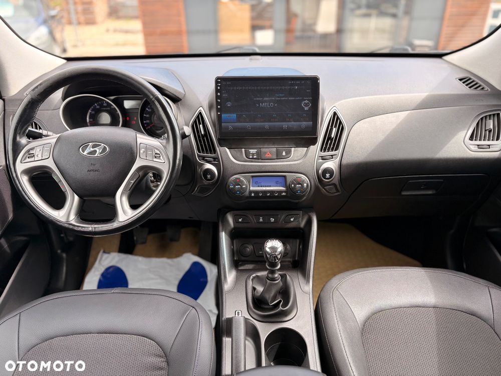 Hyundai ix35 2.0 4WD Style - 19