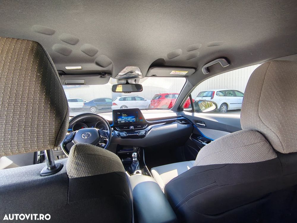 Toyota C-HR 1.8 HSD 122 CP 4x2 CVT C-ult Style bi-tone - 12