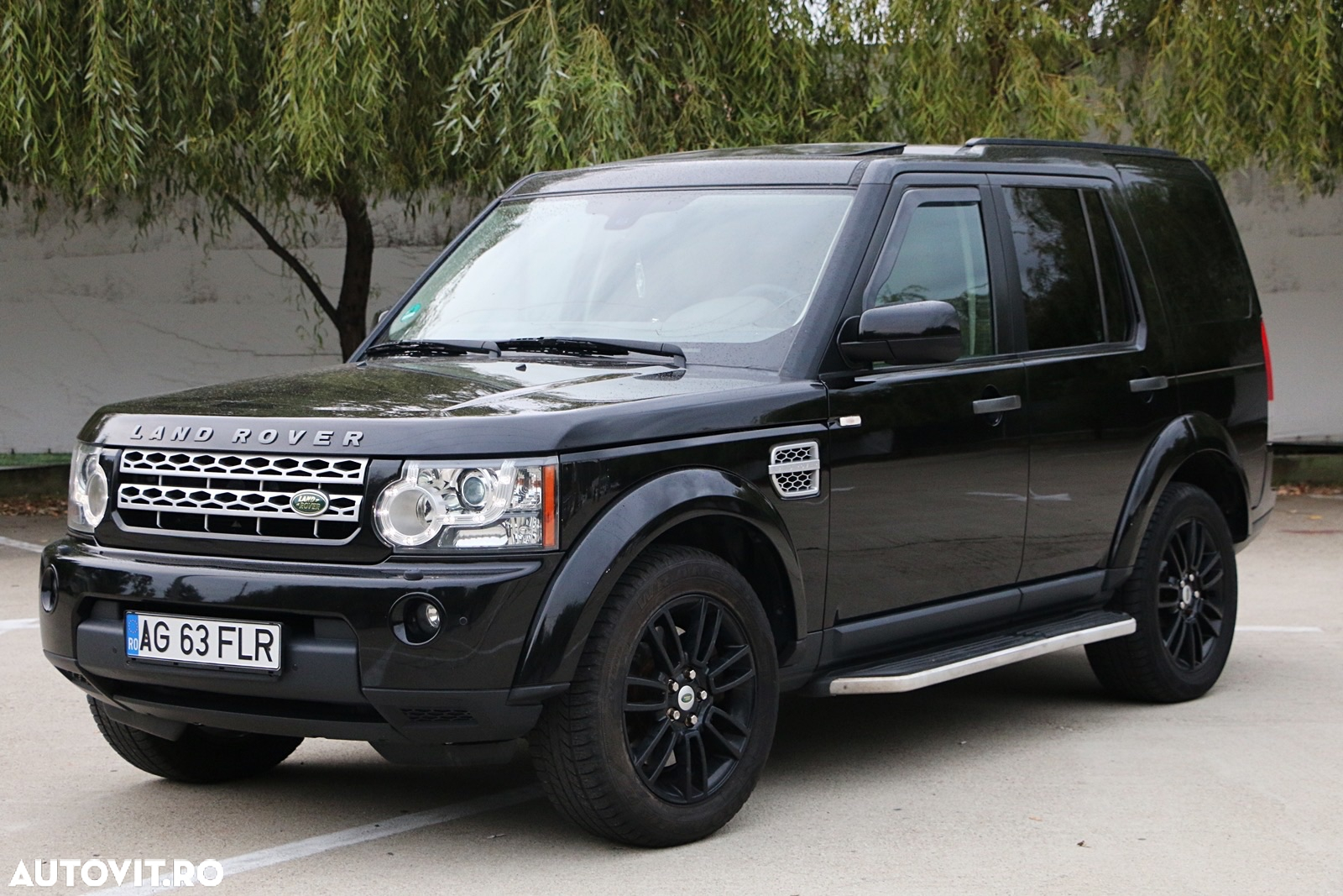 Land Rover Discovery 3.0 TD HSE Aut. - 2