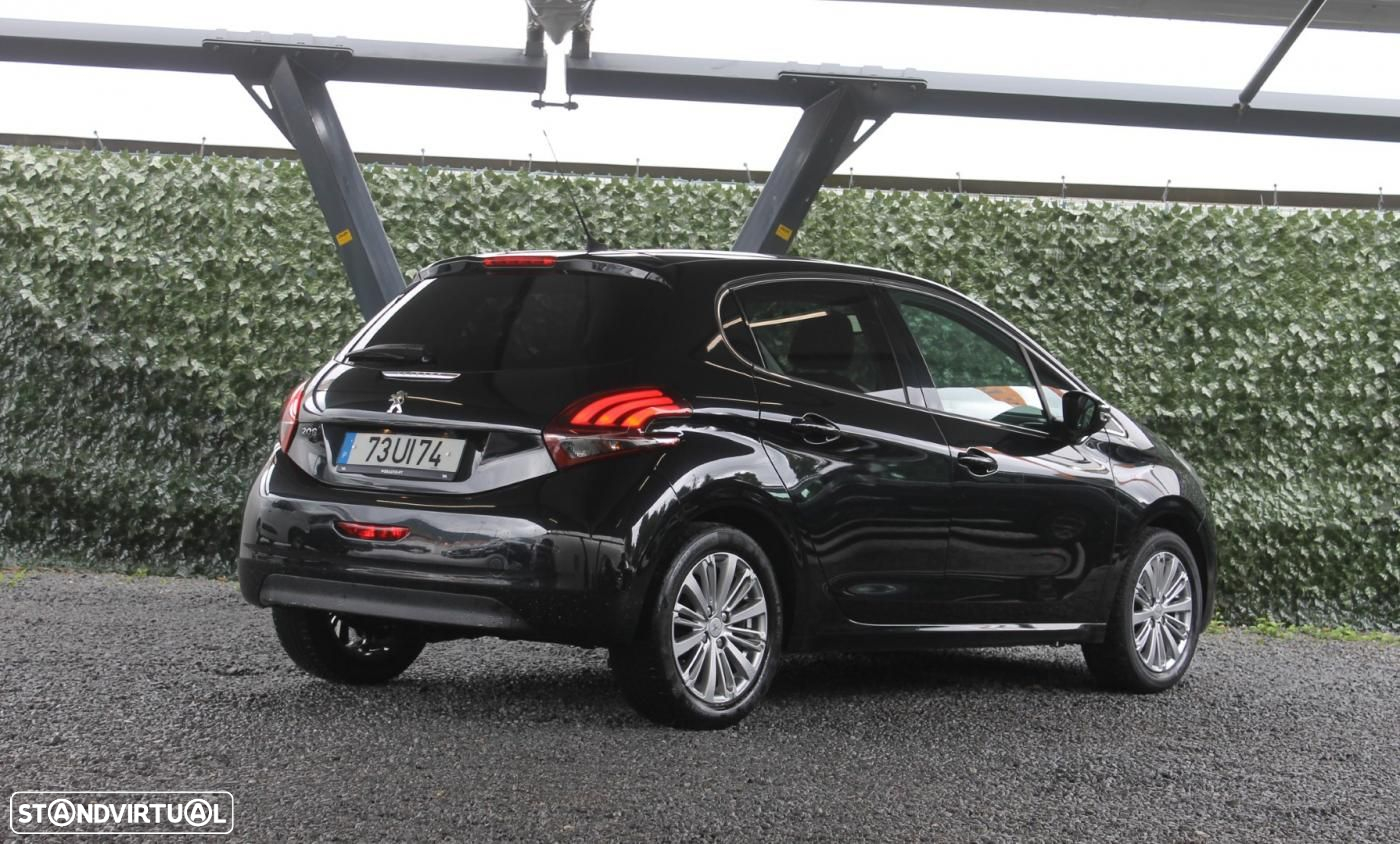 Peugeot 208 1.2 PureTech Allure - 3