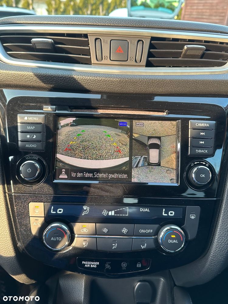 Nissan Qashqai 1.3 DIG-T Tekna DCT - 23