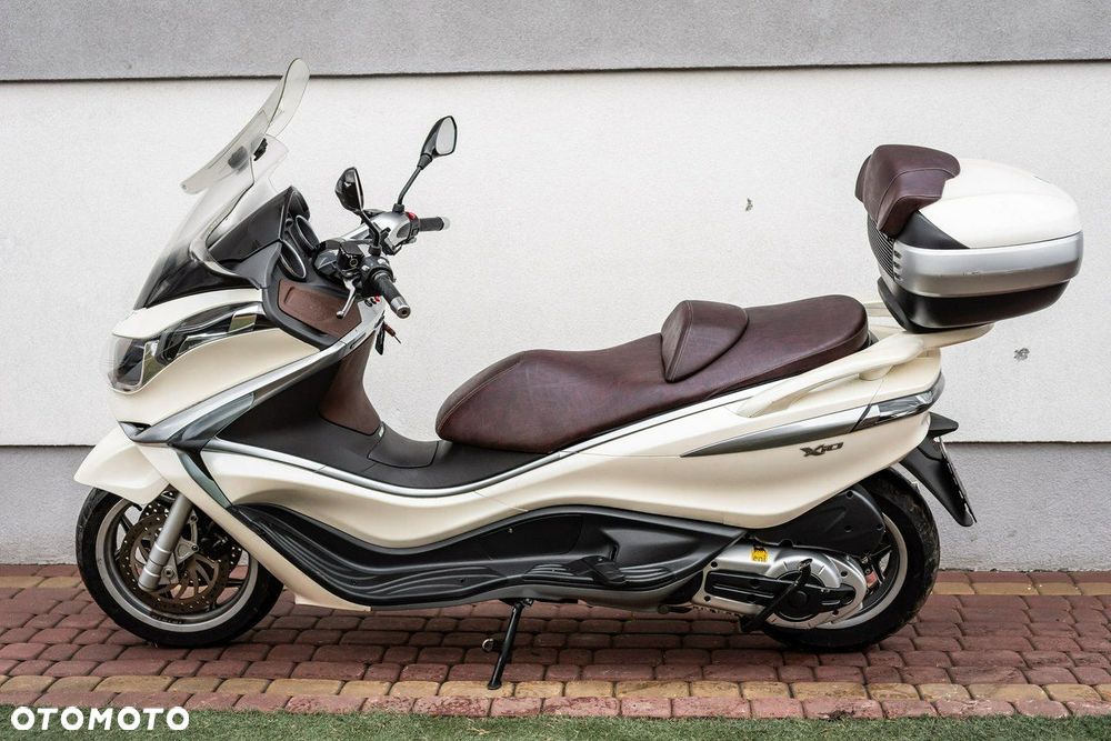 Piaggio X10 - 6