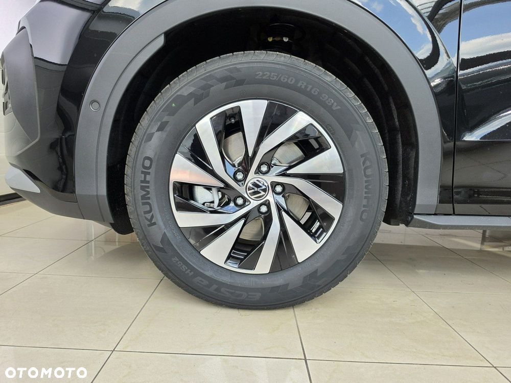 Volkswagen T-Roc - 9