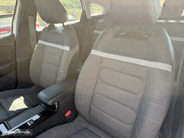 Citroën C4 X BlueHDi 130 Stop&Start EAT8 MAX - 37