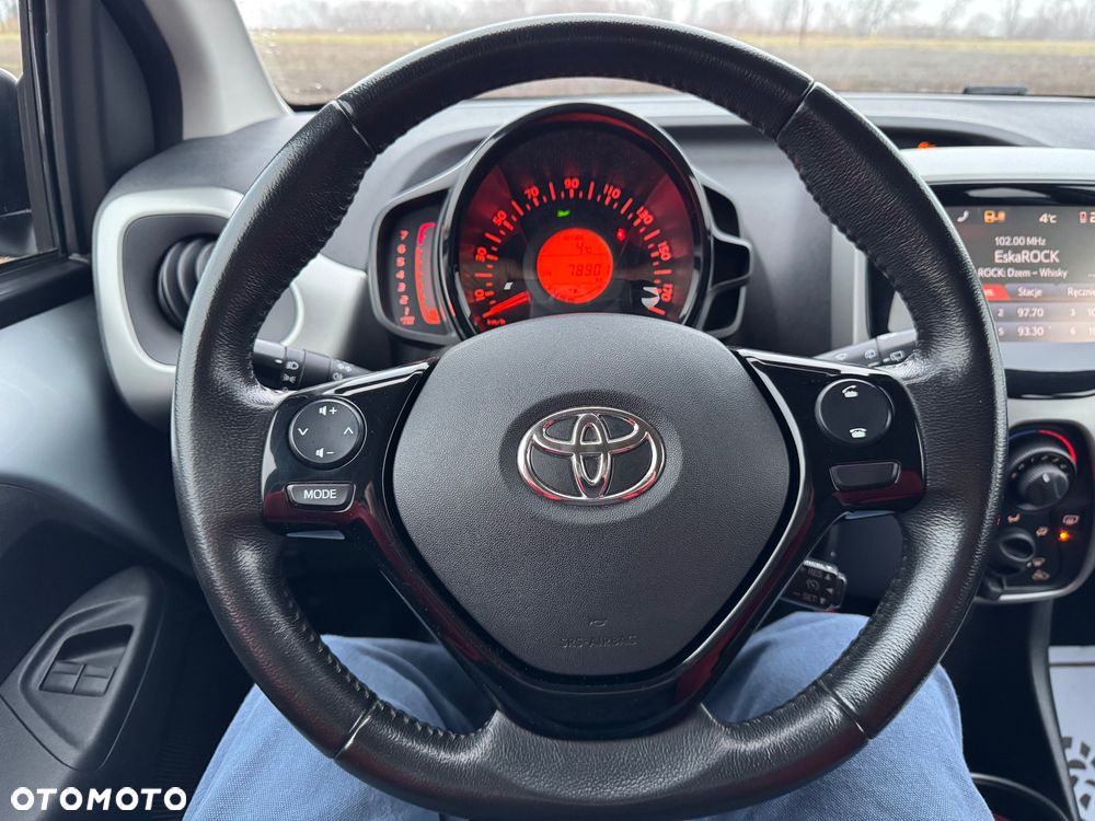 Toyota Aygo x-cite - 18