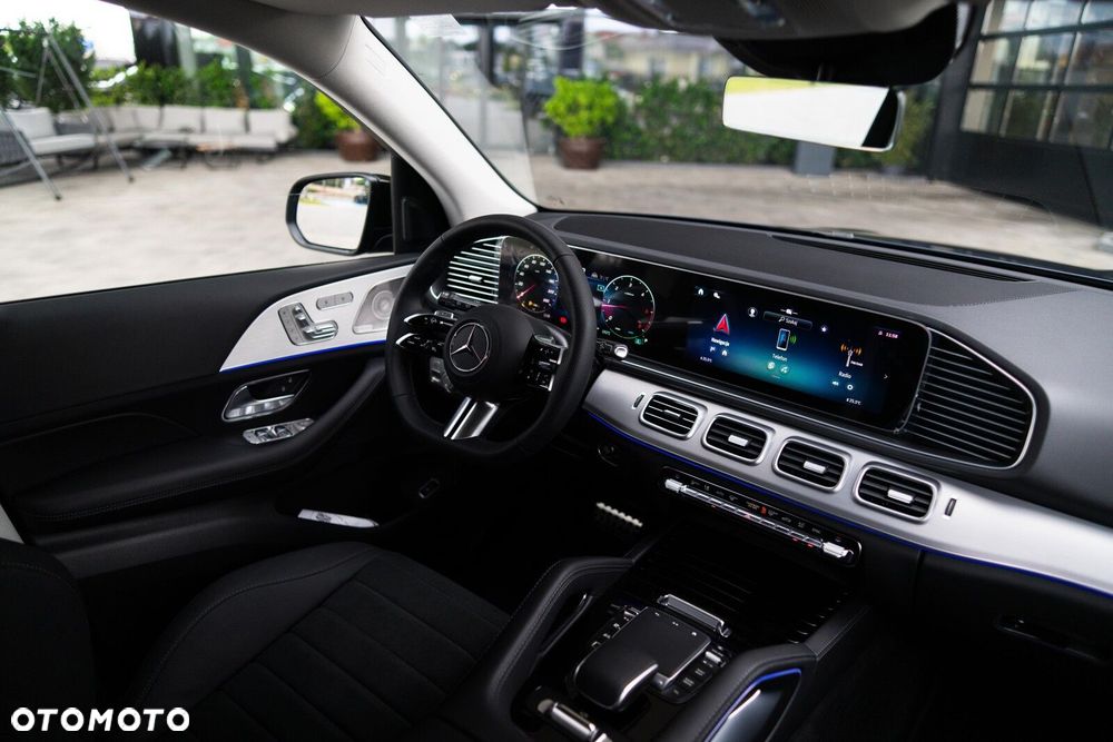 Mercedes-Benz GLE - 29