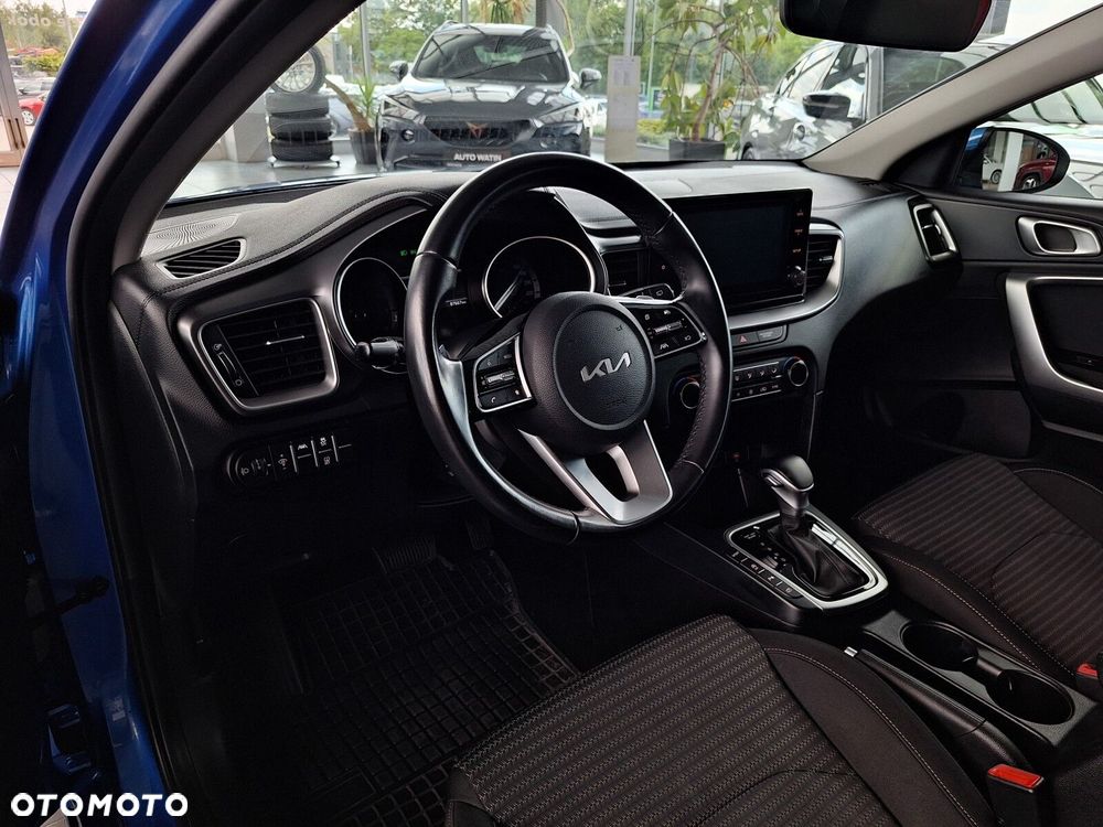 Kia Ceed 1.5 T-GDI M DCT - 17