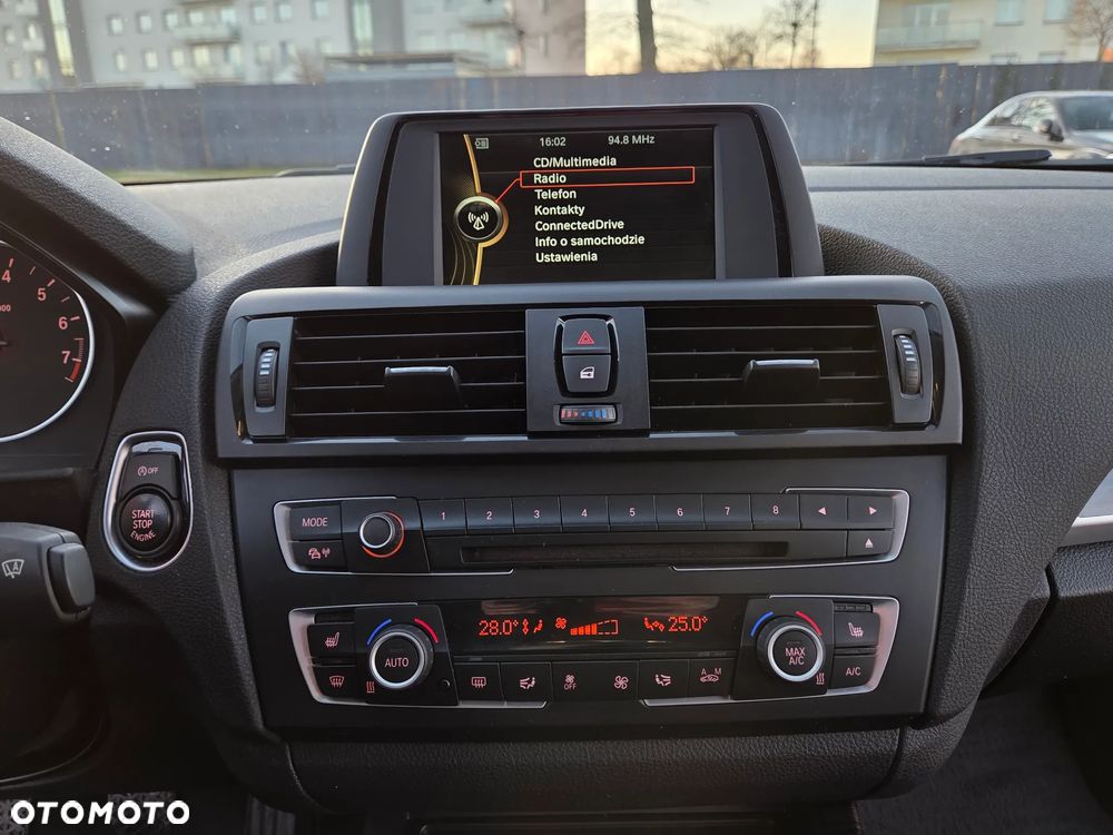 BMW Seria 2 220i Modern Line - 33