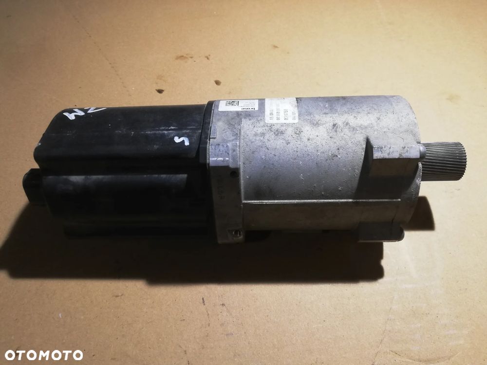Mercedes C W205 silnik maglownicy 00918001682 824758 8220790000B