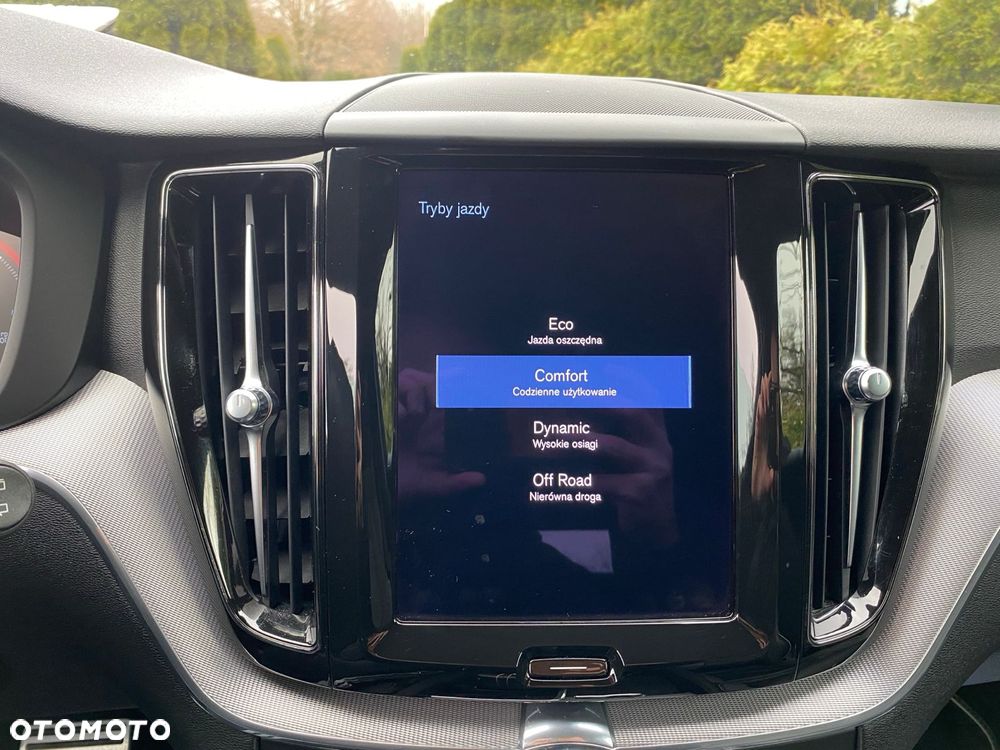 Volvo XC 60 B4 D Geartronic RDesign - 23