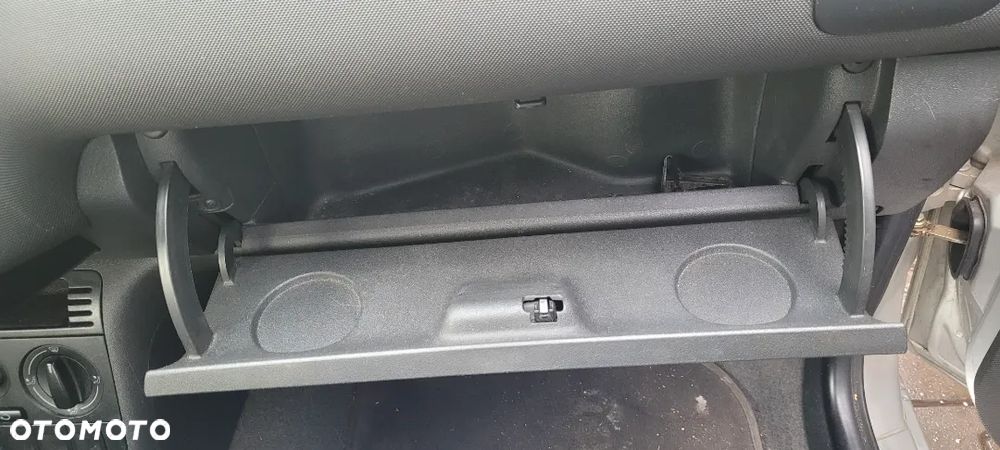 Volkswagen Polo III 2000 na części - 30