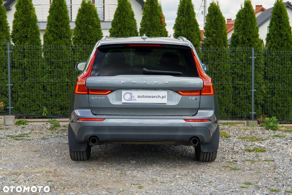 Volvo XC 60 - 6
