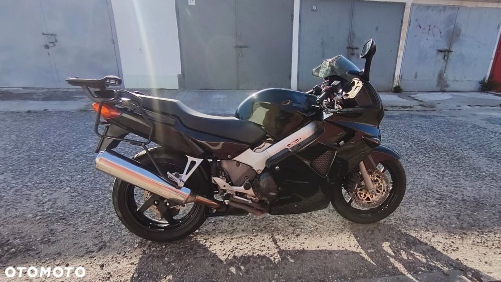 Honda VFR - 5