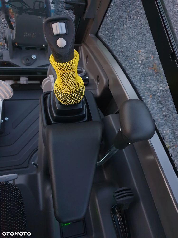 Volvo ECR25D NOWA DOSTĘPNA OD RĘKI, SZYBKOZŁĄCZE, DŁUGIE RAMIĘ, OBRÓT W OBRYSIE - 30