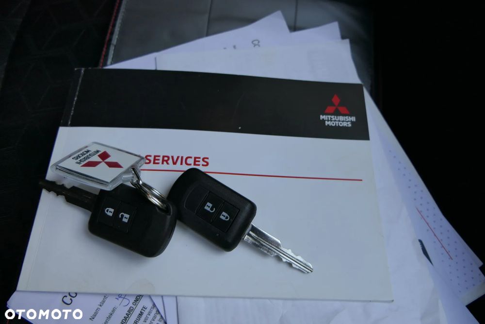 Mitsubishi ASX 2.0 2WD CVT Top - 16