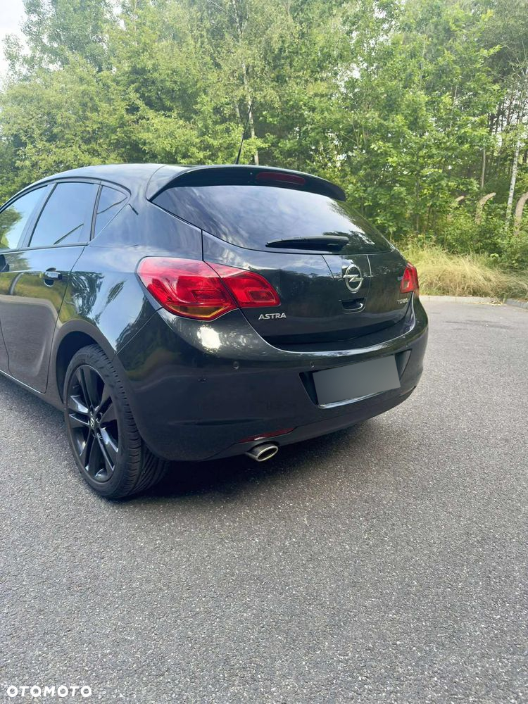 Opel Astra 1.4 Turbo Cosmo - 6