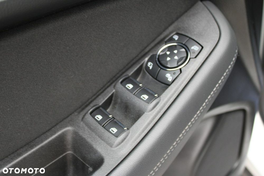 Ford S-Max - 21