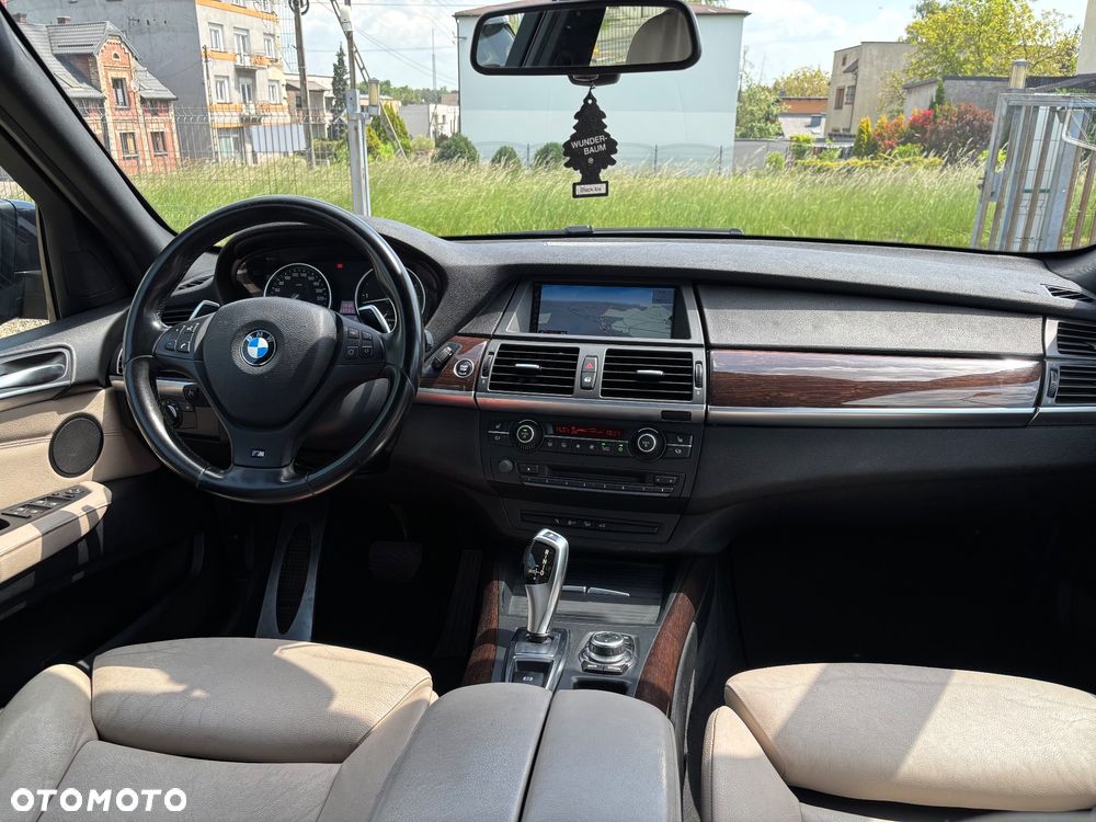 BMW X5 - 25