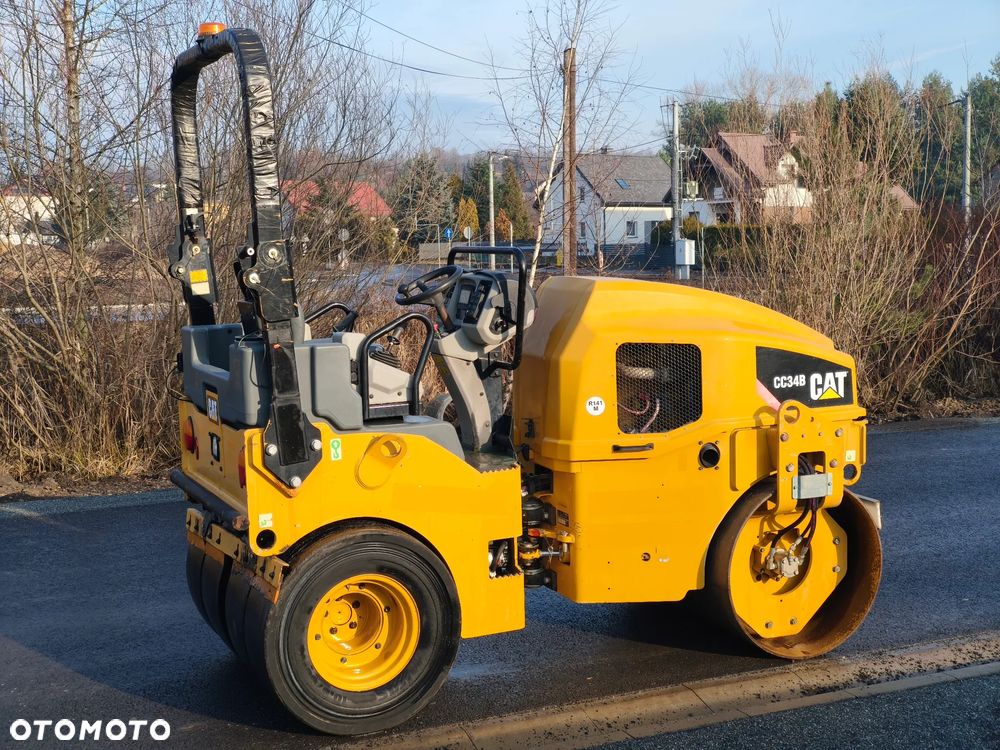 Caterpillar CC34B - 2