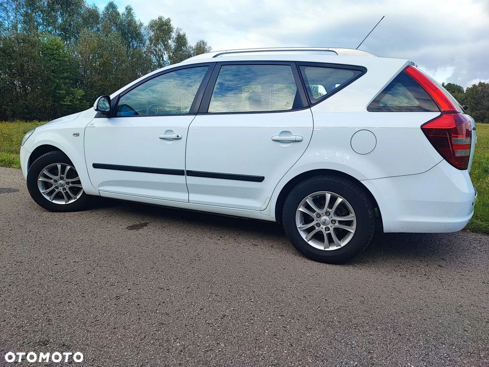 Kia Ceed Cee'd 1.6 Optimum + - 5