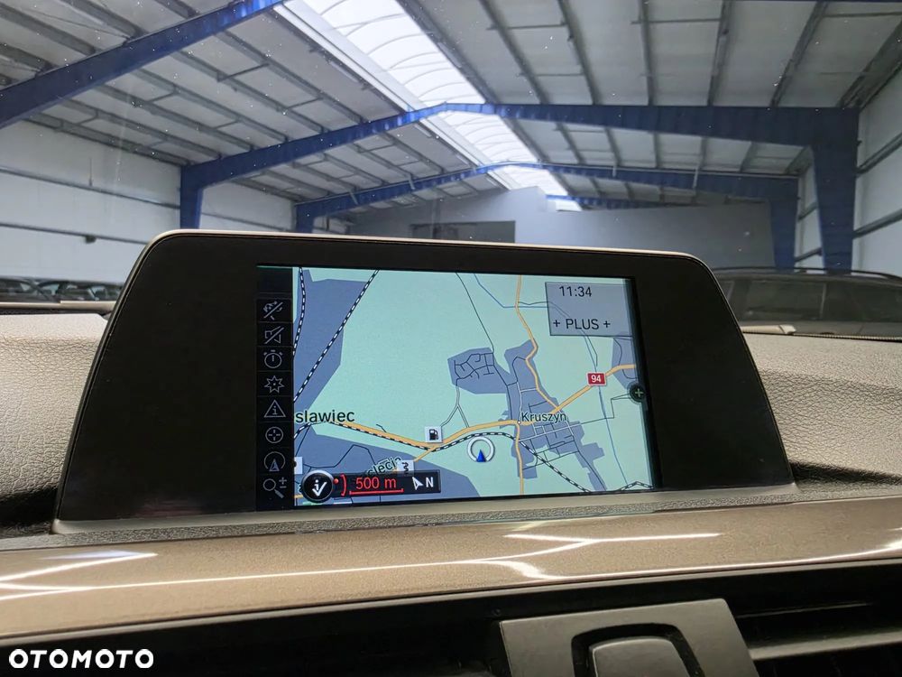 BMW Seria 3 318d Modern Line - 36