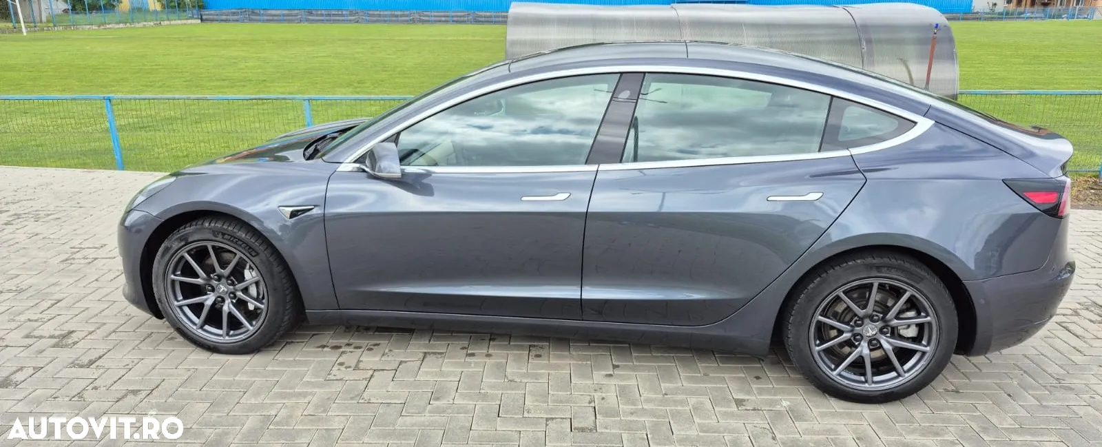 Tesla Model 3 Langstreckenbatterie Allradantrieb Dual Motor - 2