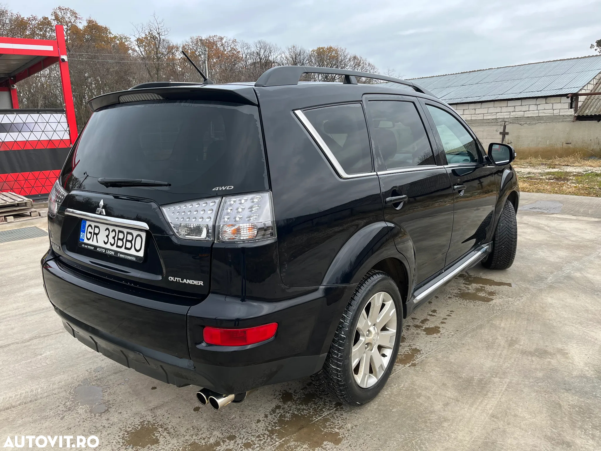 Mitsubishi Outlander - 5
