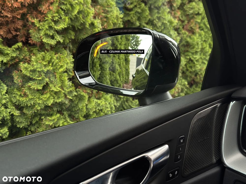 Volvo XC 60 B4 D AWD Geartronic RDesign - 12