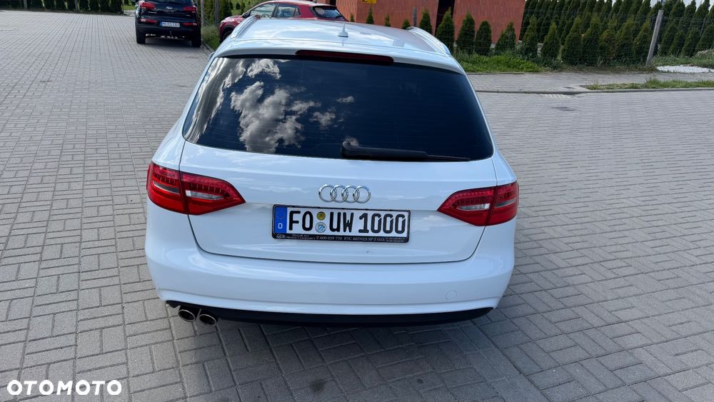 Audi A4 Avant 2.0 TDI DPF clean diesel Ambiente - 9