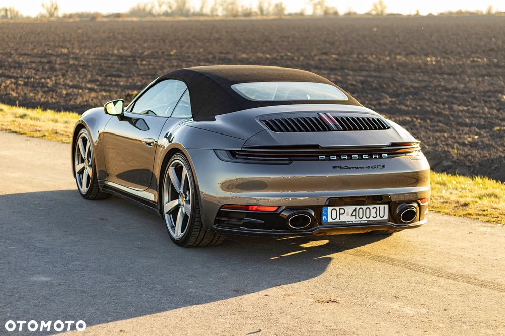 Porsche 911 Carrera S PDK - 16