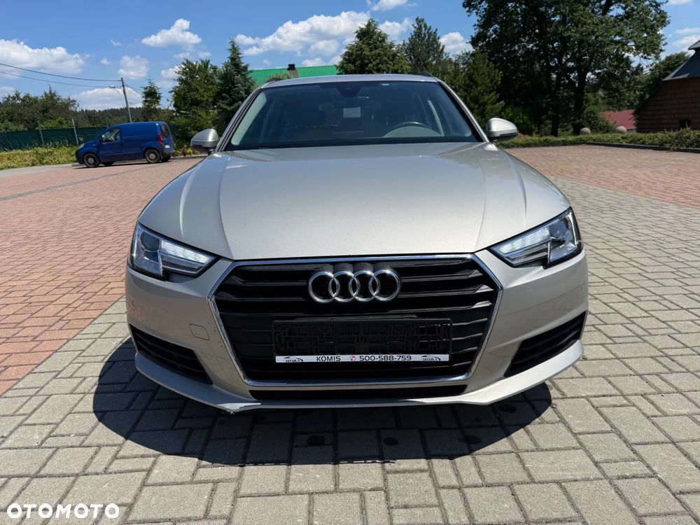 Audi A4 Avant 2.0 TDI ultra S tronic - 2