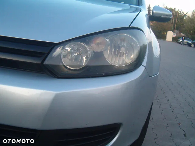 Volkswagen Golf - 11