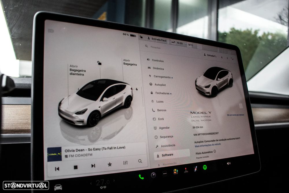 Tesla Model Y Long Range Dual Motor AWD - 40