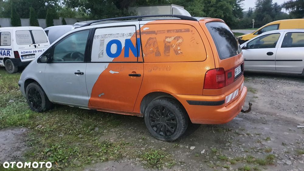 Volkswagen Sharan - 3
