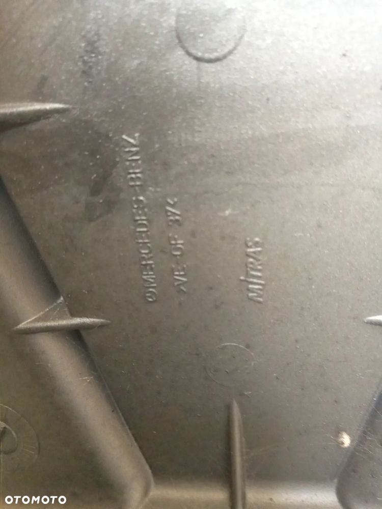 MISKA OLEJOWA MERCEDES ATEGO 4.2 - 3