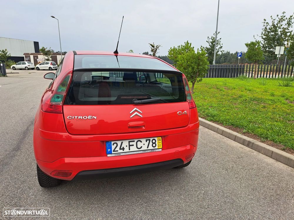 Citroën C4 1.6 HDi VTS - 12