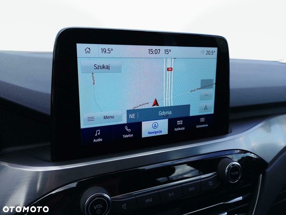 Ford Kuga - 24