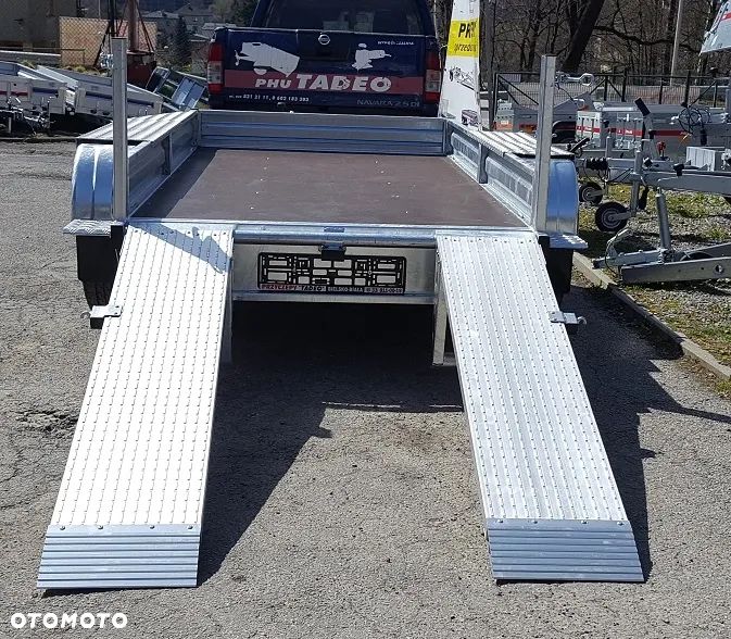 Wiola B2630 budowlana DMC 2700kg - 8