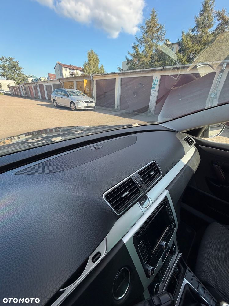 Volkswagen Passat CC 2.0 TDI 4Motion - 28