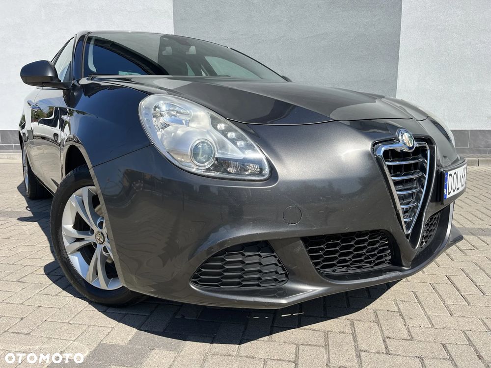 Alfa Romeo Giulietta - 2