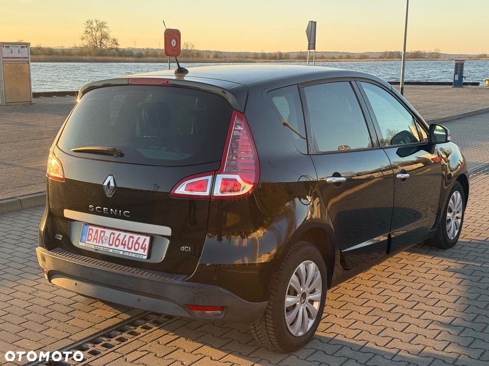 Renault Scenic 1.9 dCi Bose Edition - 4