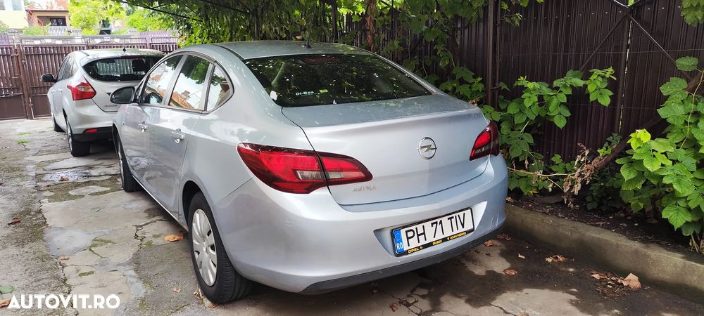 Opel Astra 1.6 TWINPORT ECOTEC Active - 2